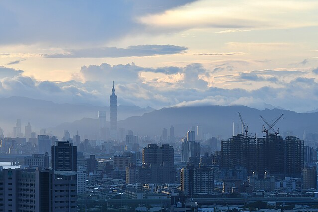 爽日子結束？顏炳立：走空形勢已成「明年房價緩跌10％」